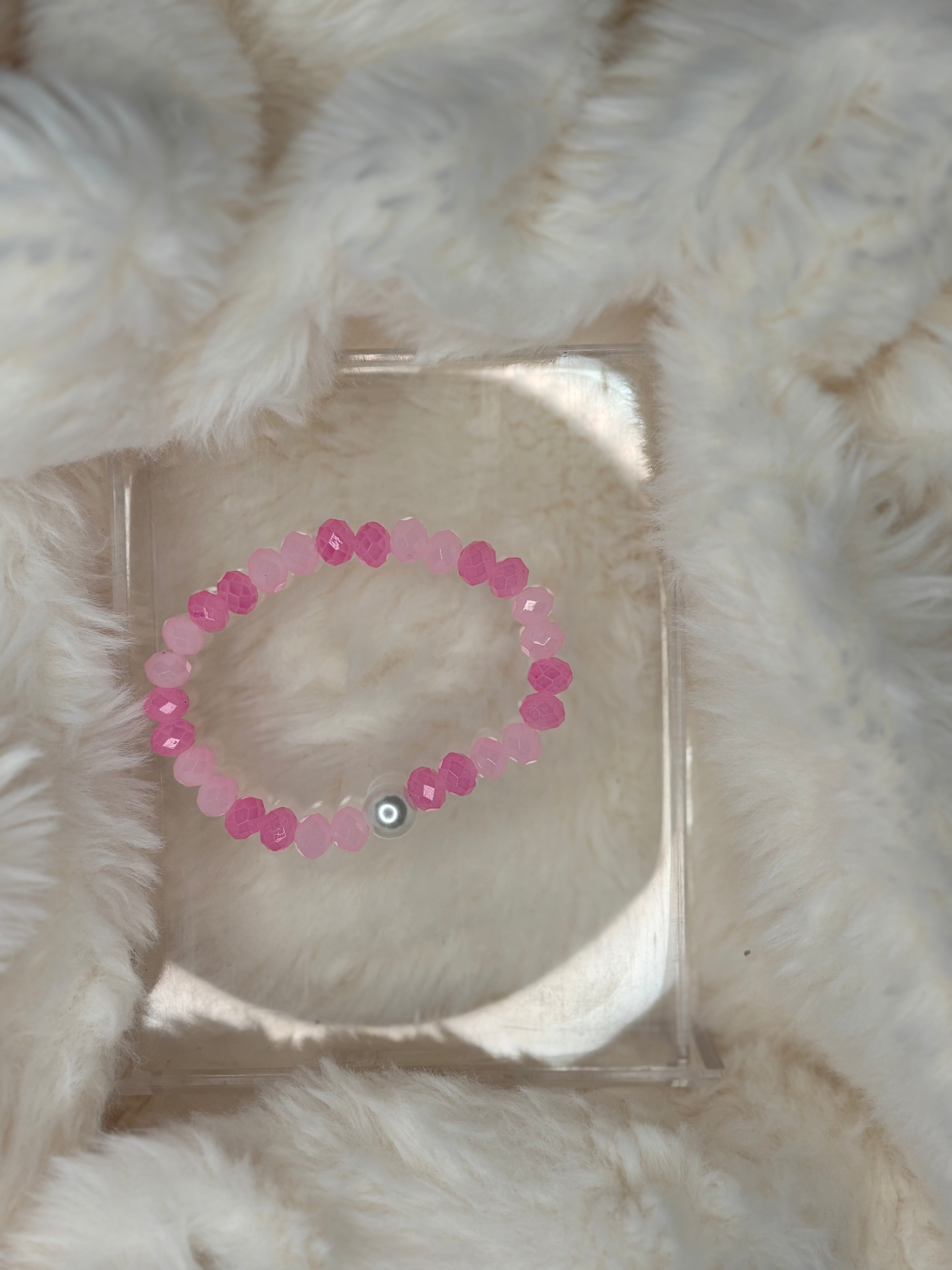 Pinky Peral Bracelet